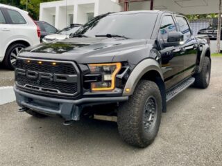 carros.charlies.dealer.ford_.f150.raptor.2018.negra_.1-1