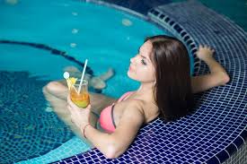 Jacuzzys y piscinas, pa combatir el calor, venta y construcc
