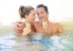 Jacuzzys y piscinas, pa combatir el calor, venta y construcc