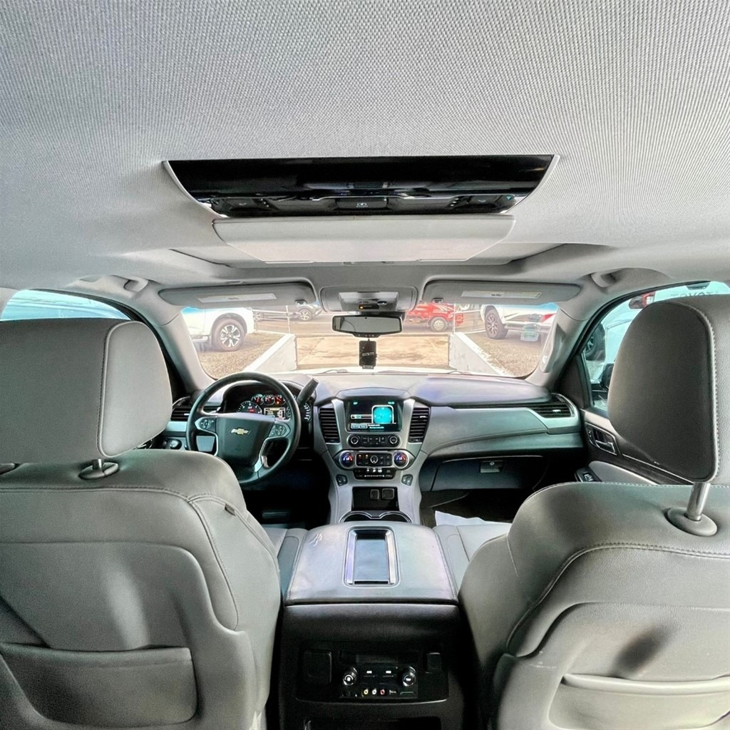 Tahoe White y otras maquinas , esperandote en el dealer!!