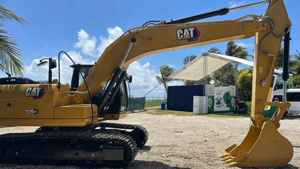 Construyendo En Rd? Alquiler De Maquinarias De Construcción!