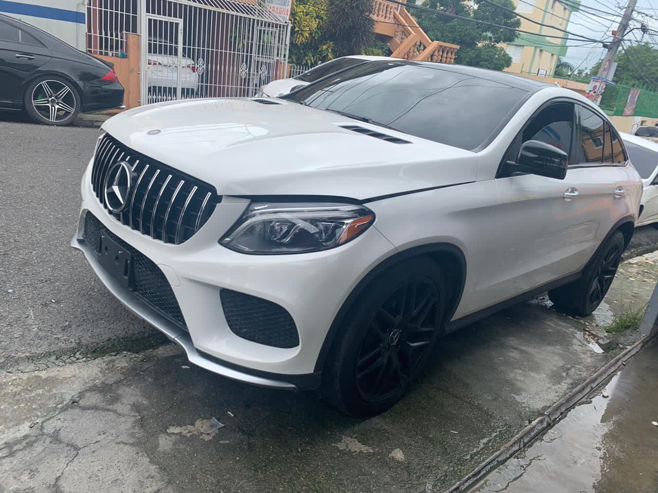 La Jeepeta De Mama, Rentala Ya!!