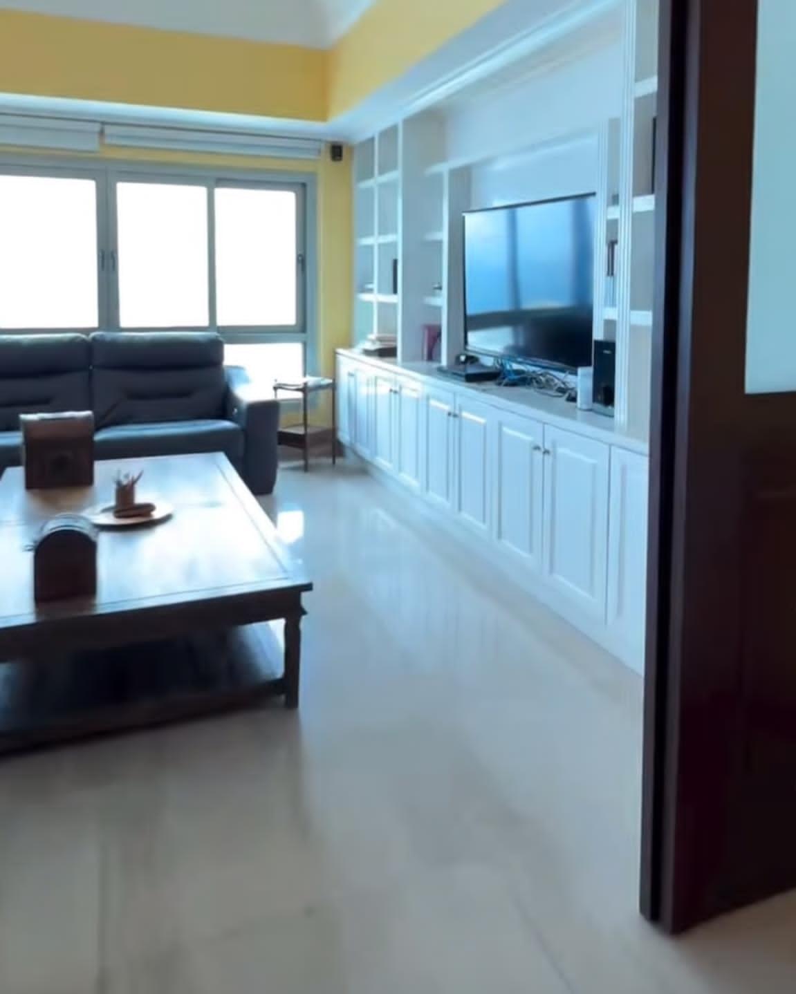 Viva Como Un Rey, Deleitandose Con Su Vista Al Mar, Piso 26