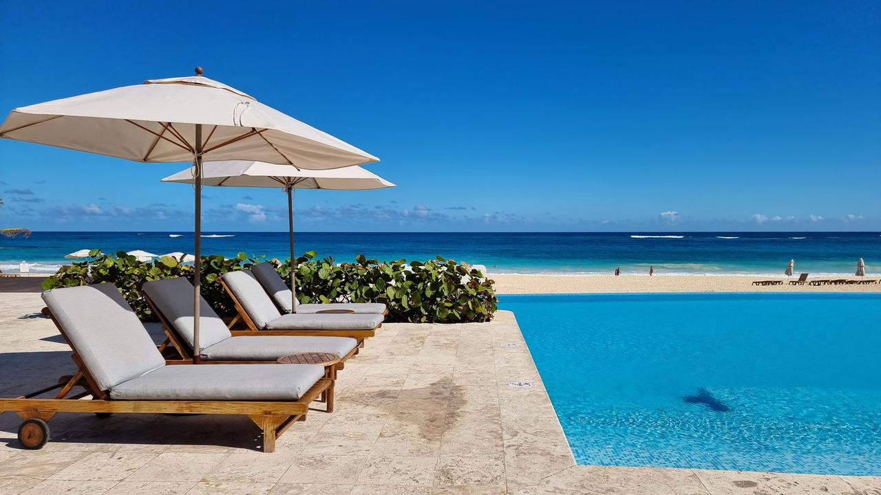 Compra Un Apartamento En La Playa En Navidad!! (Punta Cana Y