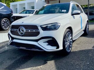 carros.charlies.dealer.mercedes.benz_.gle4matic.2025.us129.900.1-1