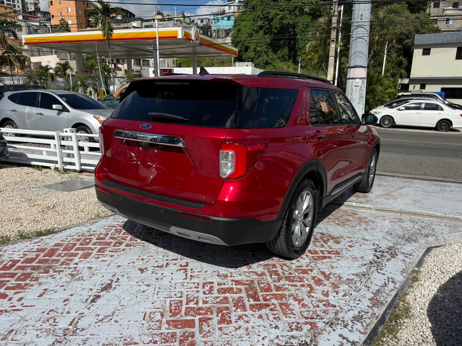 Carro, Jeepeta, Deportivo O Camioneta?