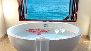 Jacuzzys Y Piscinas, Pa Combatir El Calor, Venta Y Construcc